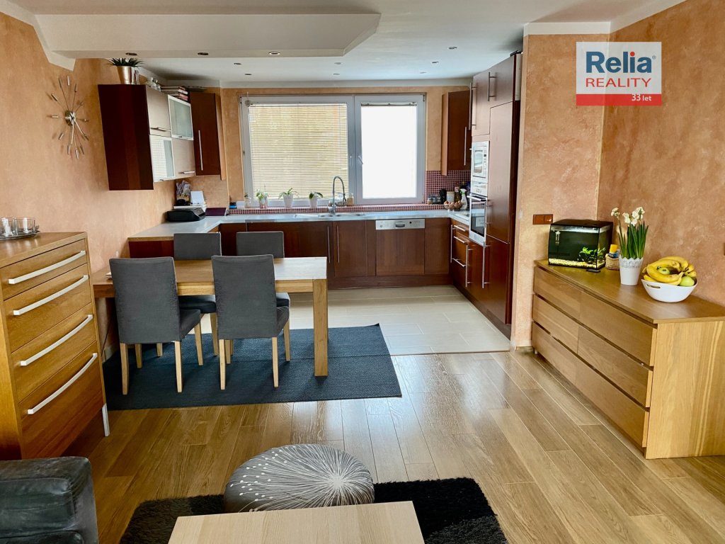 Prodej atypického bytu 3+kk, 72 m2 - Jablonec n/N, Mšeno