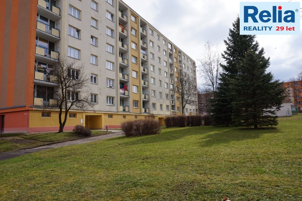 Prodej, Byty 3+1, 74 m2, ul. Zrenjaninská, Řetenice - Teplice.