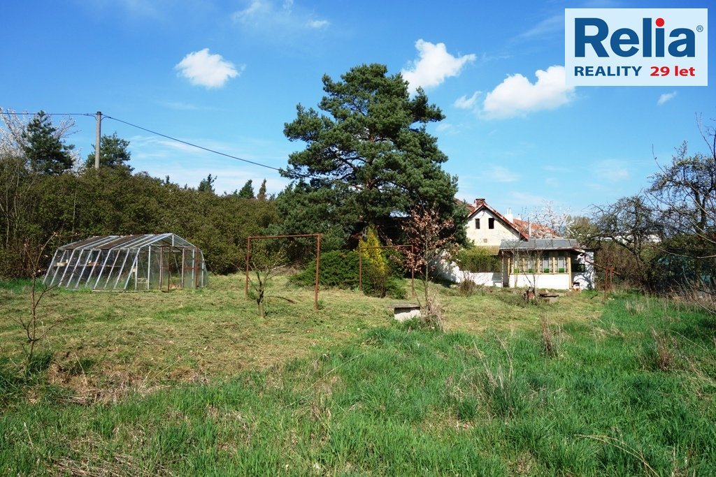 Rodinný dům za cenu pozemku v Černé u Bohdanče, 2506 m2
