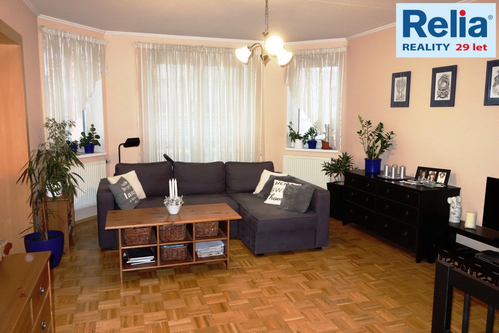 Nadstandardně prostorný byt 4+1, 132 m2 - Lázně Bohdaneč