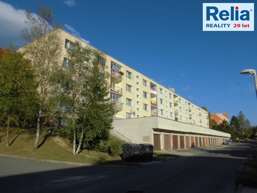 Zrekonstruovaný, slunný byt 4+1+L, 80m2, v OV, Liberec - Kunratice