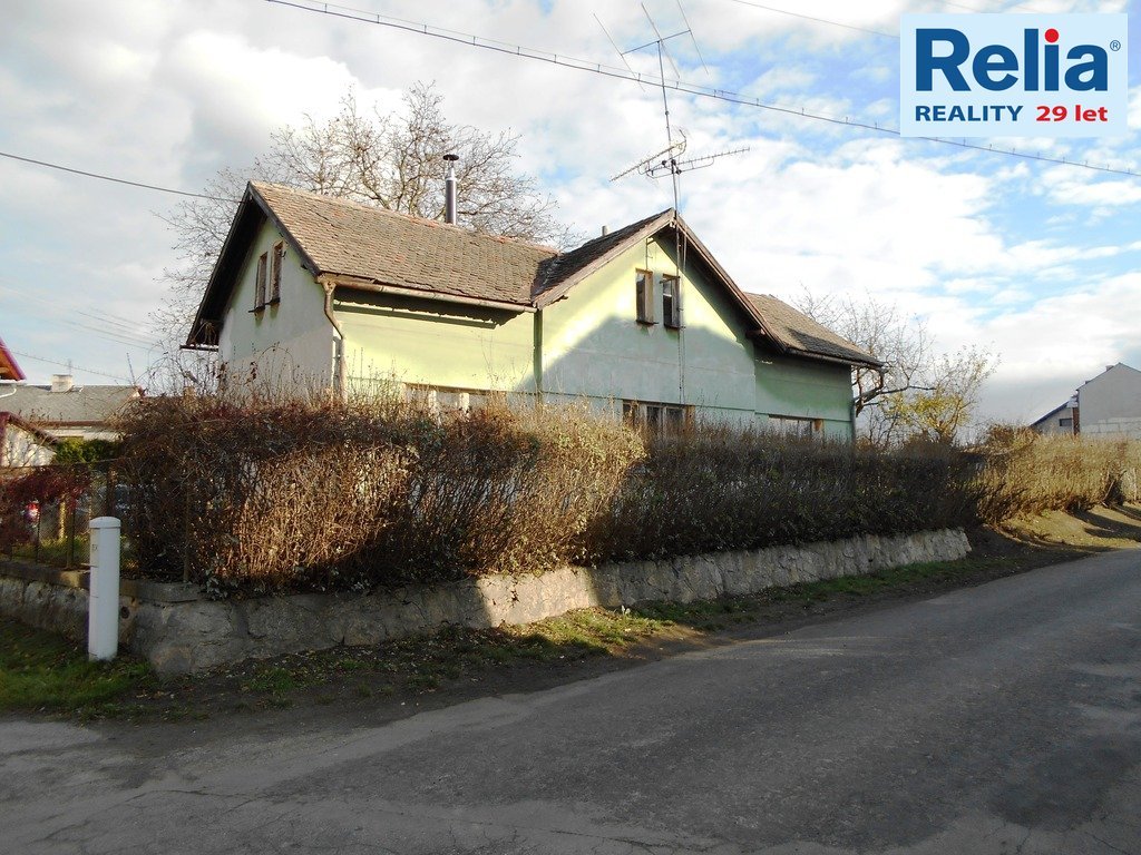 Prodej pozemku s rodinným domem k rekonstrukci v okrese Mladá Boleslav