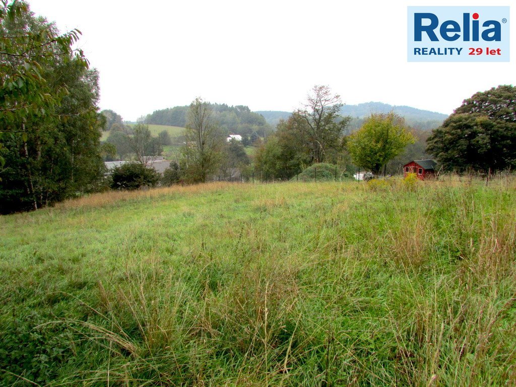 Prodej slunného pozemku 1647 m2  v Podještědí