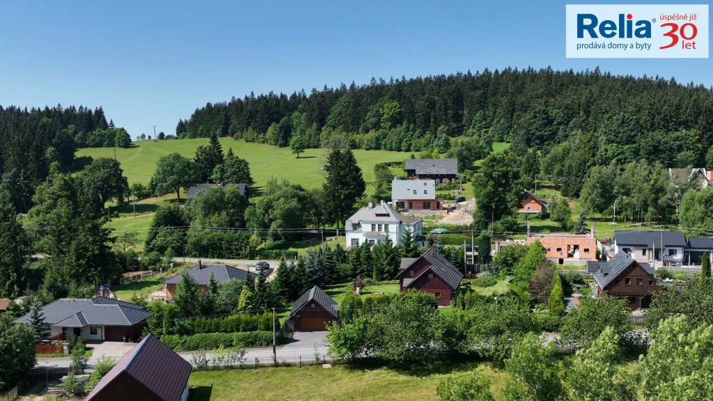 Vila v Jizerských horách k bydlení i podnikání