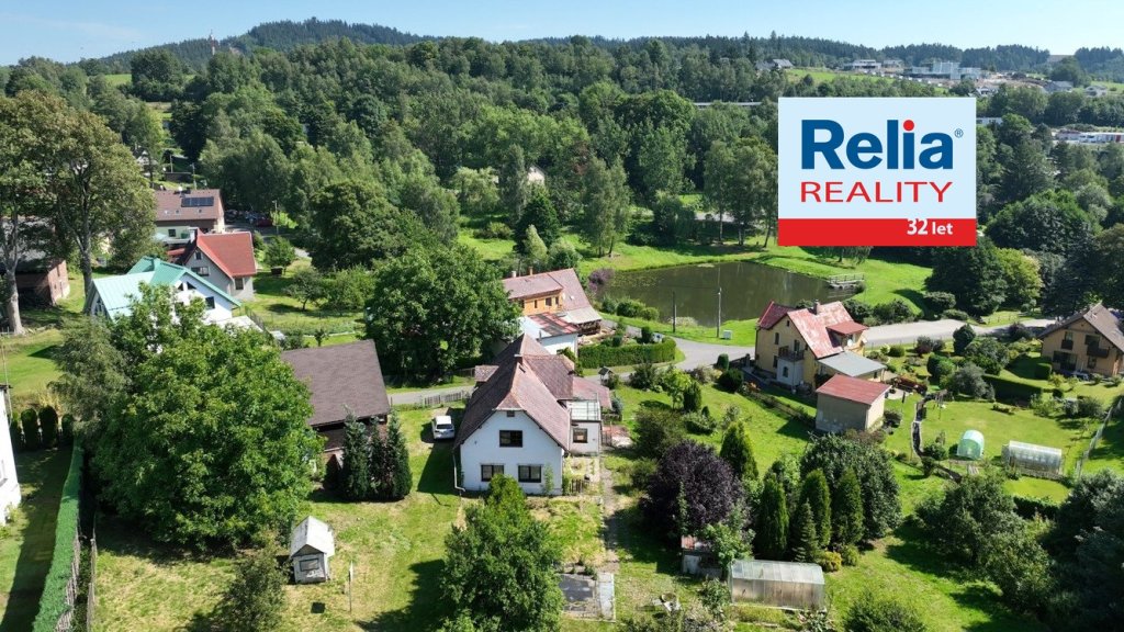 Prodej zajímavého rodinného domu, 232 m2 s rozsáhlou zahradou 4.905 m2 - Jeřmanice