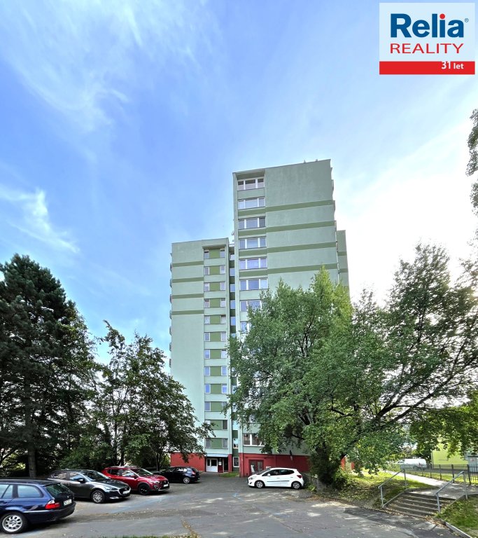 Pronájem částečně zařízeného bytu 3+1 s lodžií, 70 m2