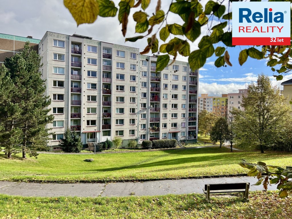 Pronájem bytu 2+kk s lodžií, 40 m2 - Liberec - Rochlice, ul. Haškova