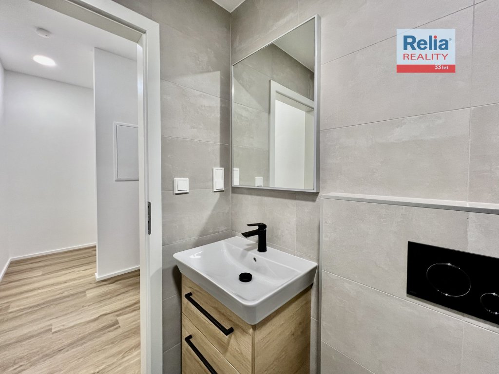 Pronájem bytu 2+kk, 34,08 m2 - Liberec - Staré Město, ul. Voroněžská