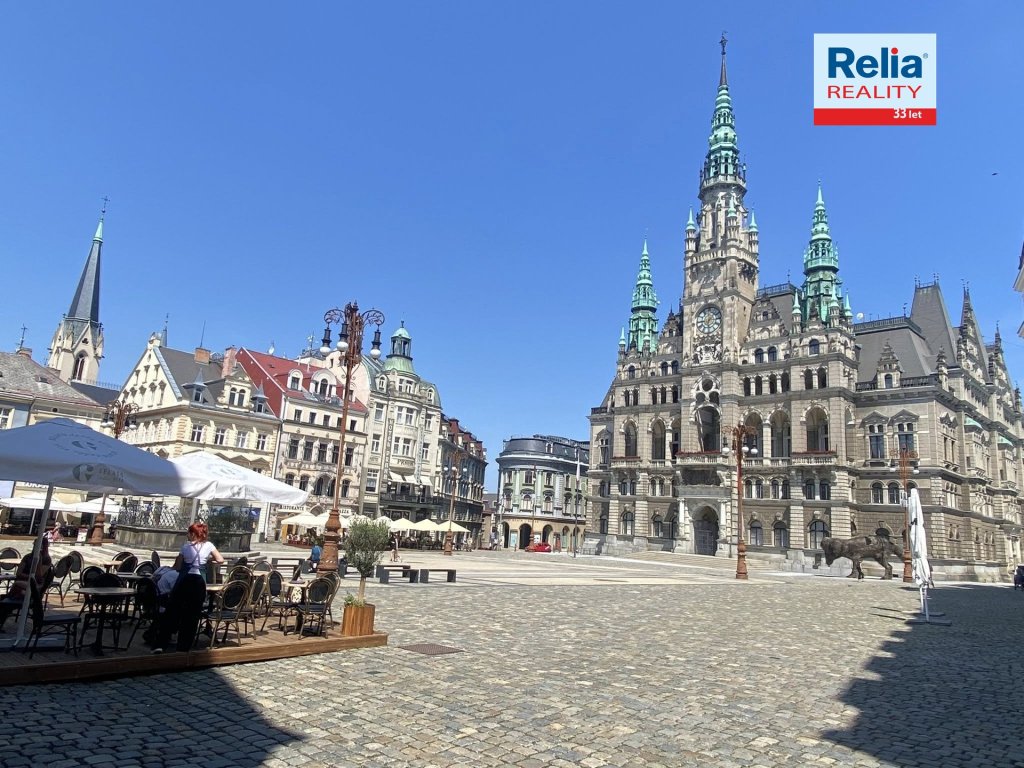 Pronájem atraktivního obchodního prostoru 52 m2, Liberec - ul. Felberova