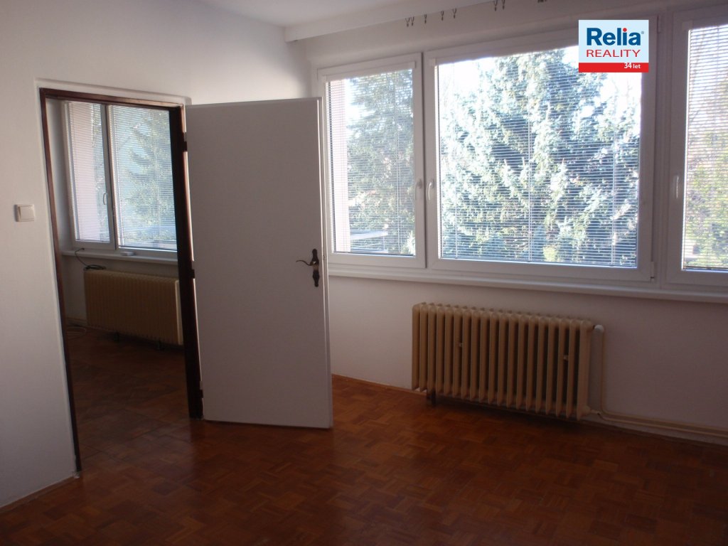 Pron&aacute;jem bytu 3+1 s balk&oacute;nem, 71 m&sup2;, ul. Červen&eacute;ho, Liberec VI