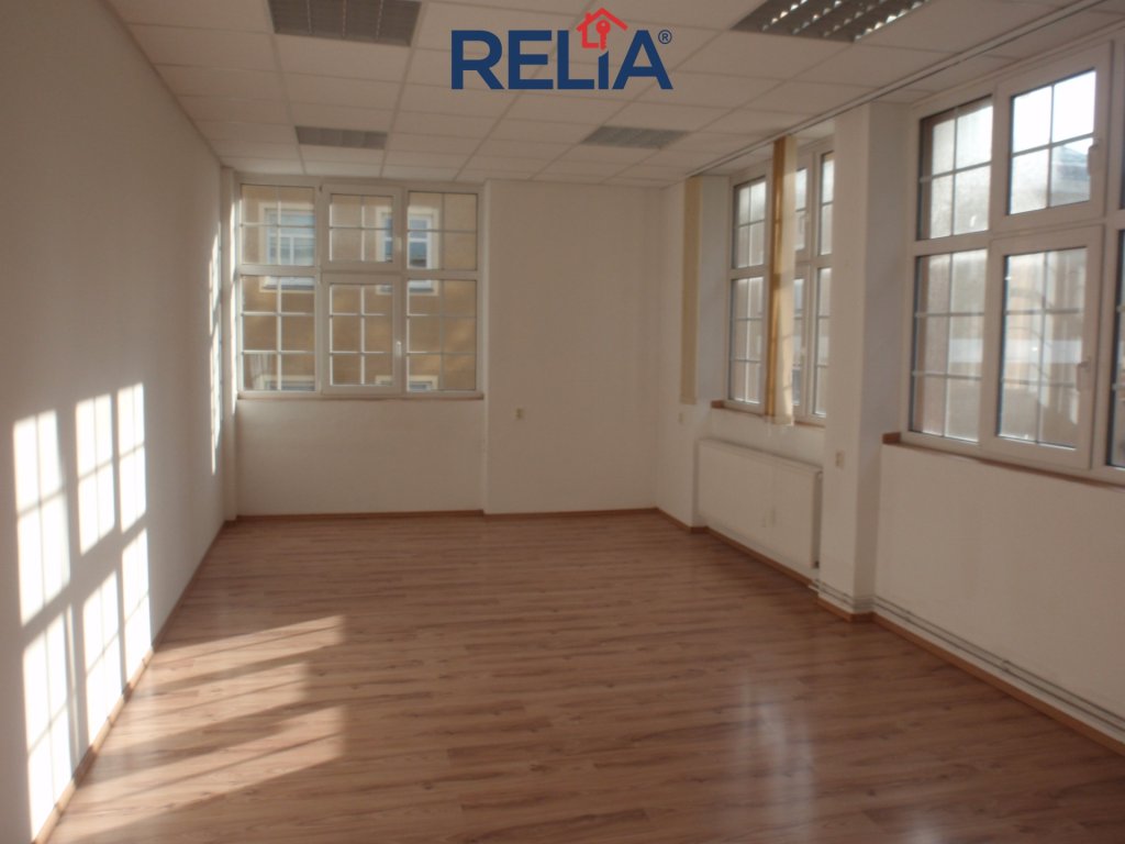 Pronájem kanceláře  30 m², ul. 8. března - B. Němcové, Liberec