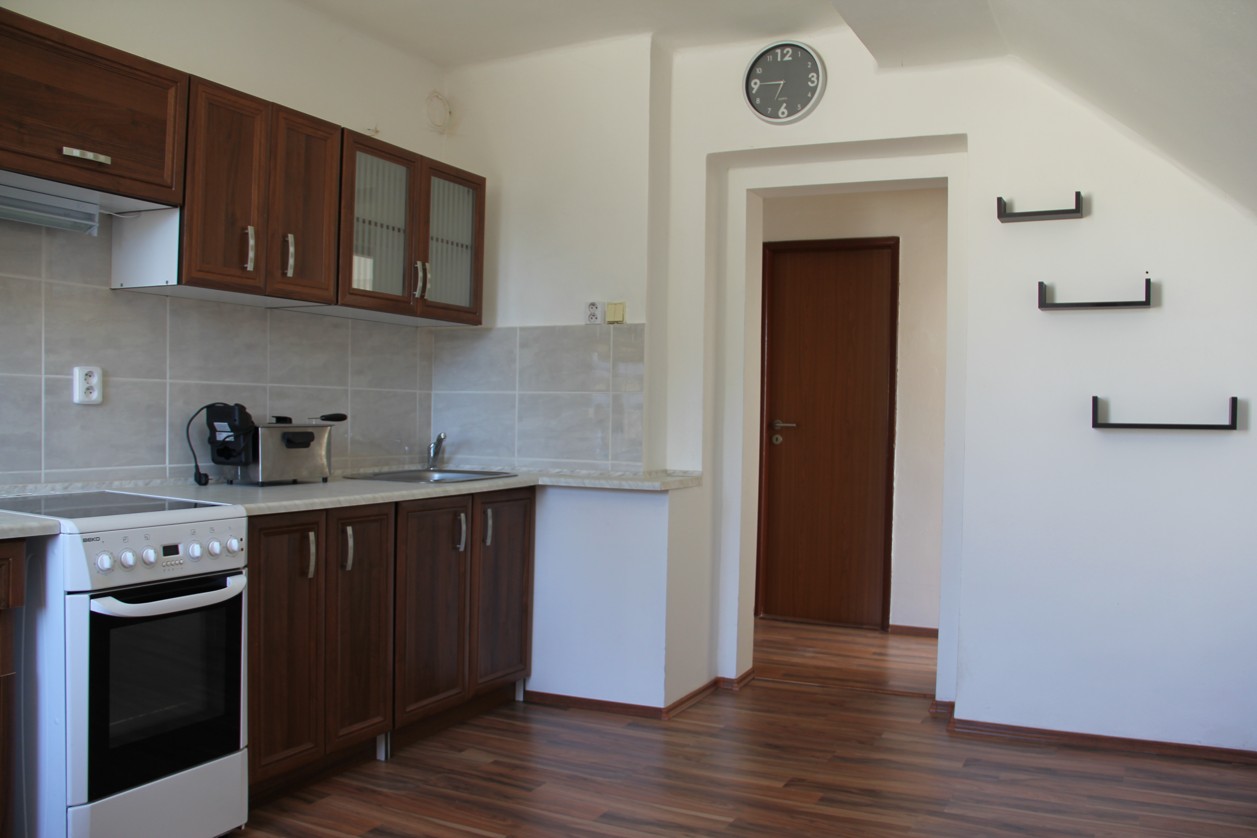 N48238 - Koupě bytu 2+1 po rekonstrukci, 70 m²