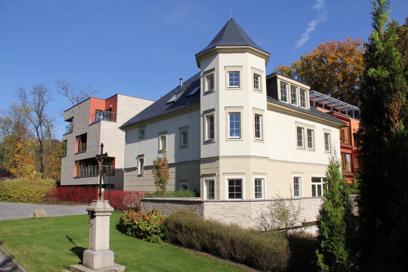 N48678 - Pronájem nadstandardního bytu 2+kk s terasou - Liberec, Královské zahrady
