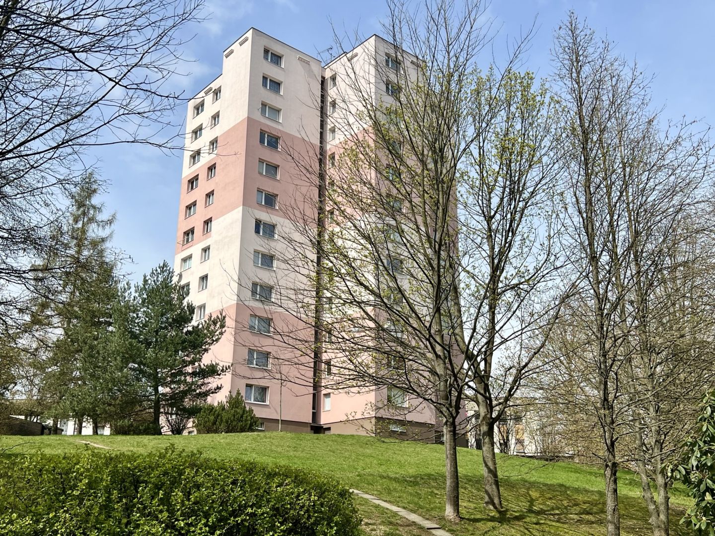 N50220 - Pronájem bytu 1+1, 39 m² - Liberec - Broumovská, ul. Soukenická