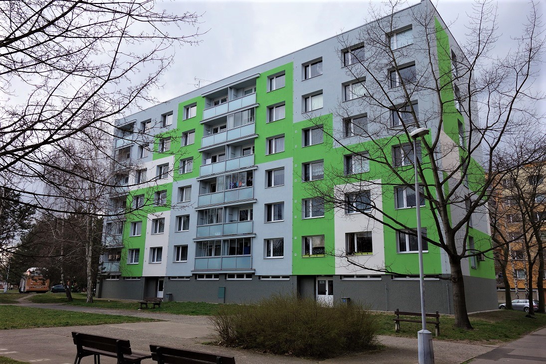 N48714 - Pěkný byt se zasklenou lodžií 2+1, 61 m² - Pardubice – Studánka