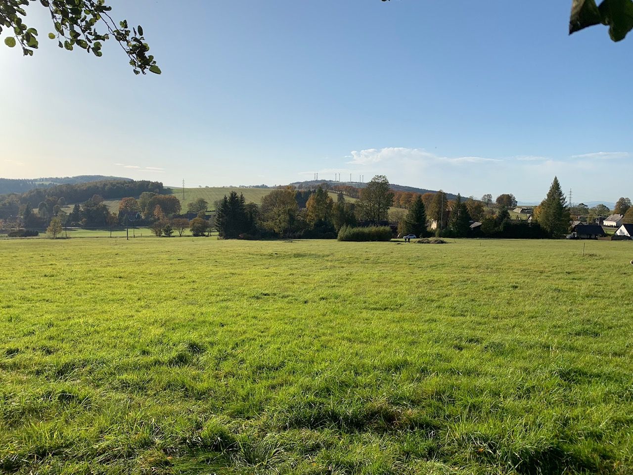 N49642 - Prodej parcely k bydlení s velkou loukou Albrechtice u Frýdlantu